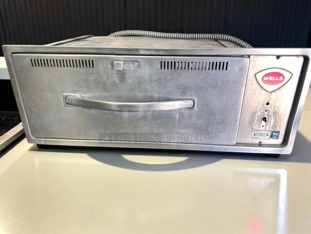 Excellent Condition – Wells RW-16HD – Commercial Food Warming Drawer – 208V – Fully Tested & Working! - Image 4 of 7