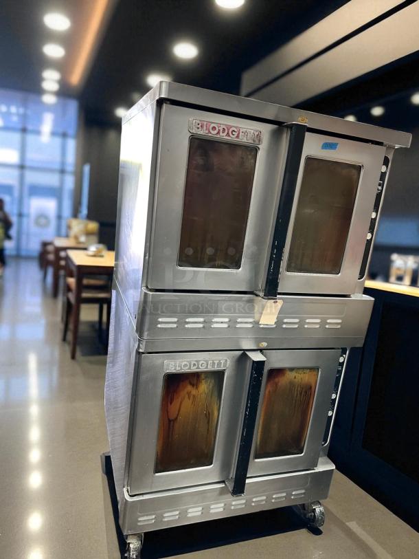 Excellent Condition – Blodgett DFG-200 – Double Stack Gas Convection Oven – Natural Gas – Fully Tested & Working! - Image 2 of 11