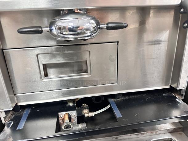 Awesome Condition – Super-Automatic Espresso Machine – Dual Hopper – 115V – Fully Tested & Working! - Image 9 of 9