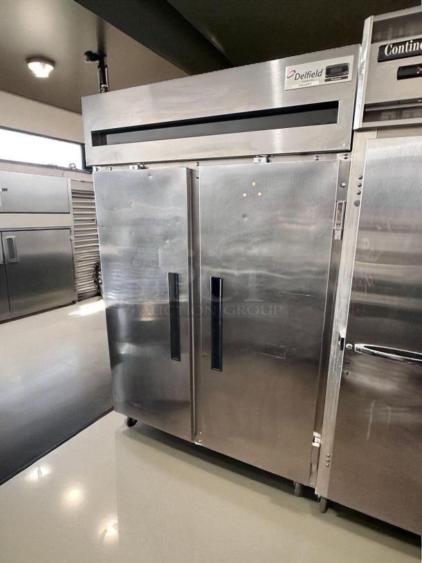 Excellent Condition – Delfield 6151XL-S – Two Door – Reach-In Freezer – 115V – Fully Tested & Working! - Image 6 of 8