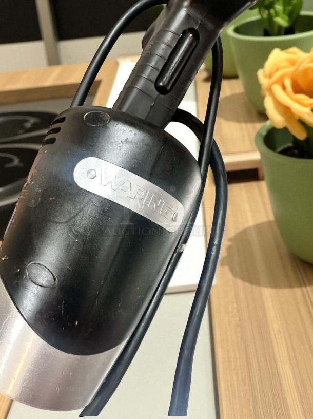 Awesome Condition – Waring WSB40 – Immersion Blender – 120V – Fully Tested & Working! - Image 3 of 7