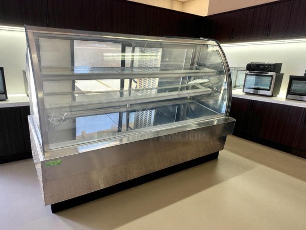 Excellent Condition – Curved Glass Refrigerated Display Case – 3-Tier Shelves – 115V – Fully Tested & Working! - Image 2 of 9