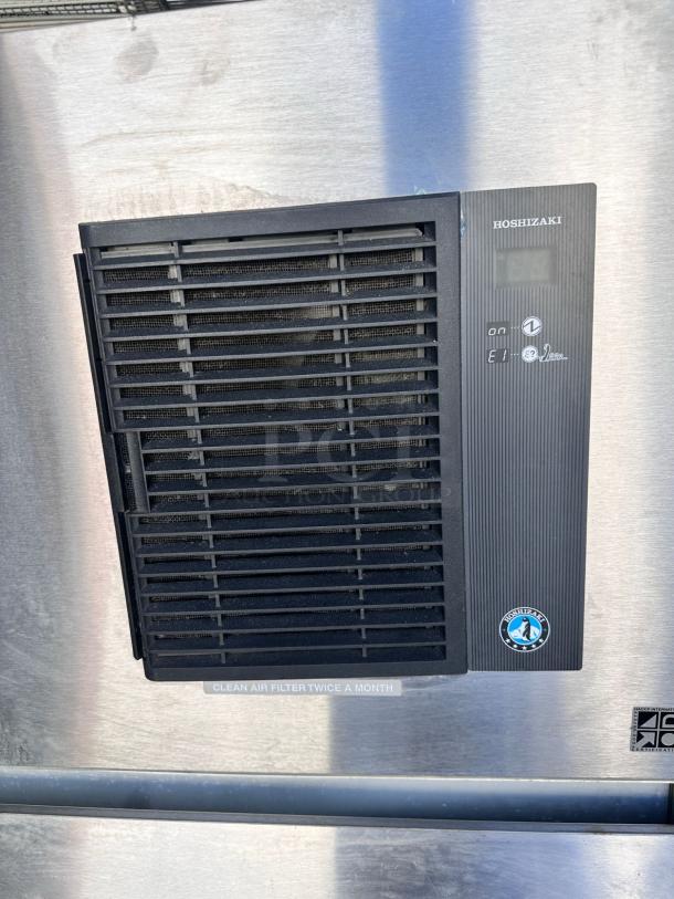 Excellent Condition – Hoshizaki IM-500SAA Ice Maker with Follett 650SF Ice Storage Bin – 115V – Fully Tested & Working! - Image 7 of 14