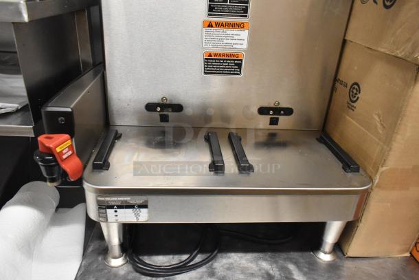 2020 Bunn ICB TWIN SH stainless steel double coffee machine with hot water dispenser, 120/208V, good condition.