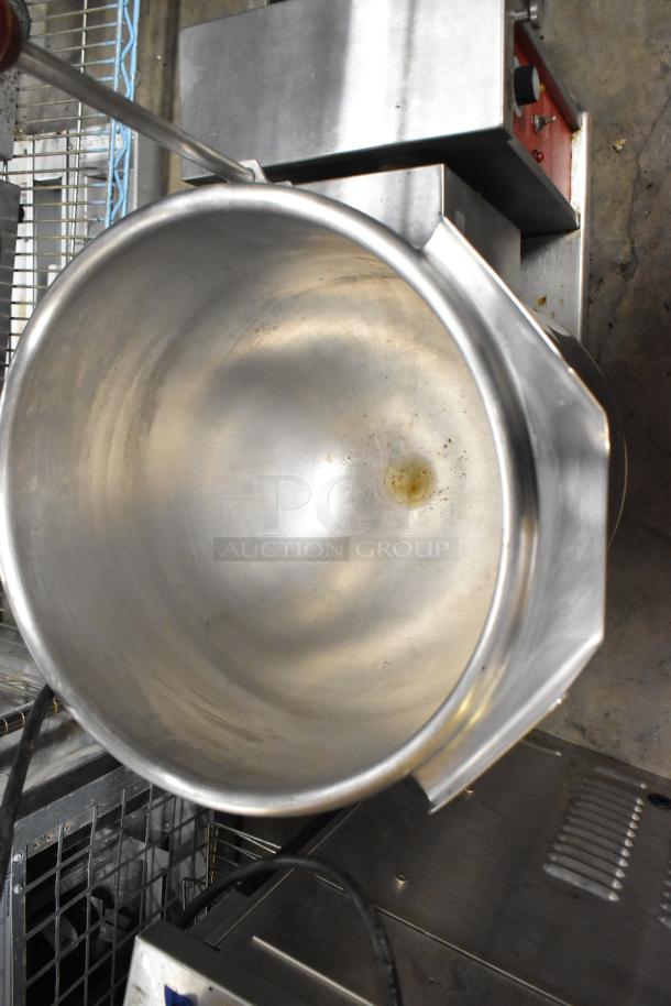 Crown EC-10TM 10 Gallon Stainless Steel Electric Steam Kettle, 208/240V, 3 Phase, used condition, commercial kitchen appliance.