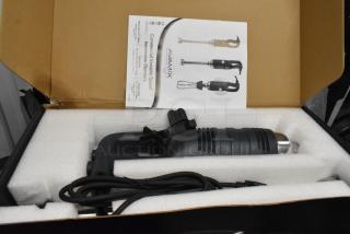 Brand new AvaMix 928IBHD21 21" heavy-duty immersion blender in original packaging, includes manual. 1 1/4 hp, 120V.