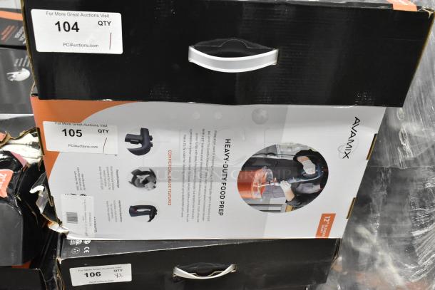 Brand new AvaMix 928IBHD12 12" heavy-duty immersion blender, 1 1/4 hp, 120V. Scratch and dent condition.