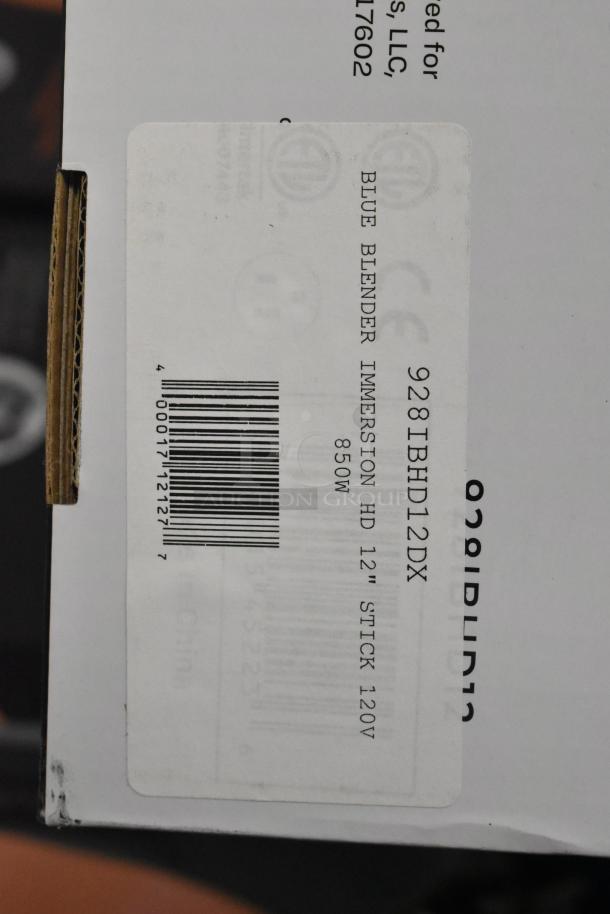 AvaMix 928IBHD12DX 12" Heavy-Duty Variable Speed Immersion Blender box, 1 1/4 hp, 120V, new with scratch and dent.