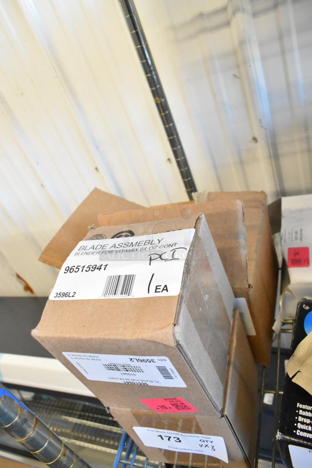 Box labeled "Blade Assembly 96515941" for Vitamix 64 oz container; new condition. Includes 3 items in auction lot.