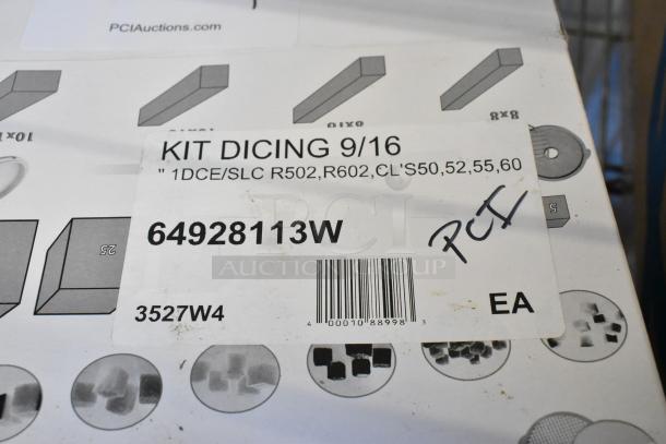 Brand new Robot Coupe 28113W 9/16" dicing kit. Scratch and dent condition. Includes box with model and barcode.