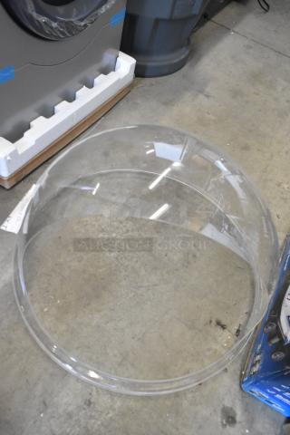 BRAND NEW Carnival King 382FB28 Floss Bubble for CCM28 Cotton Candy Machine. Visible scratch and dent. Clear plastic dome.