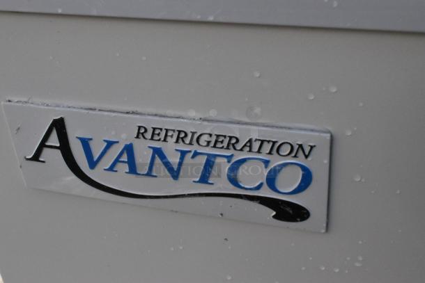 Avantco 193BC48HCW 48" refrigerated bakery display case, branding visible. Brand new with scratch and dent; see broken glass.