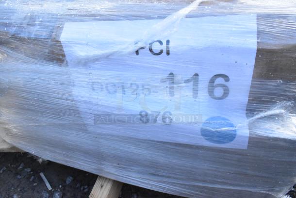 7 new scratch and dent items wrapped, including Avantco 193BC48HCW. Visible label: "PCI OCT25-116 876".