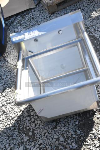 BRAND NEW SCRATCH AND DENT! Steelton 522CS11818N Stainless Steel Single Bay Sink. No Legs. - Item #1218784