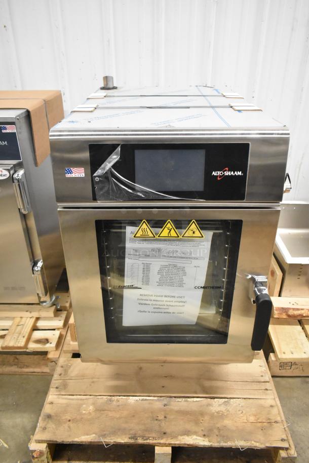 Brand new 2022 Alto Shaam CTX4-10E stainless steel combi oven, boilerless, 380-415V, 3 phase, in box.