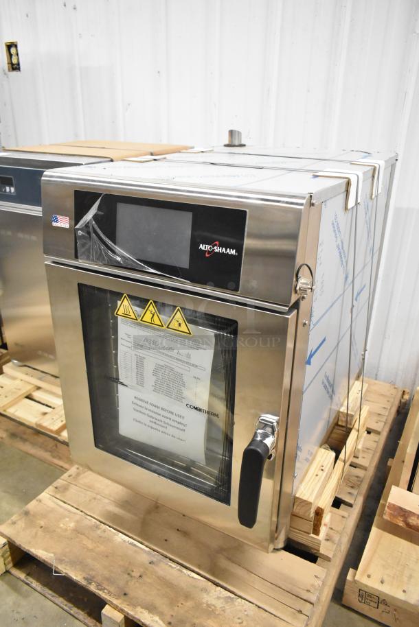 Brand new 2022 Alto Shaam CTX4-10E stainless steel combi oven, 380-415V, 3 phase. Boilerless, in original packaging.