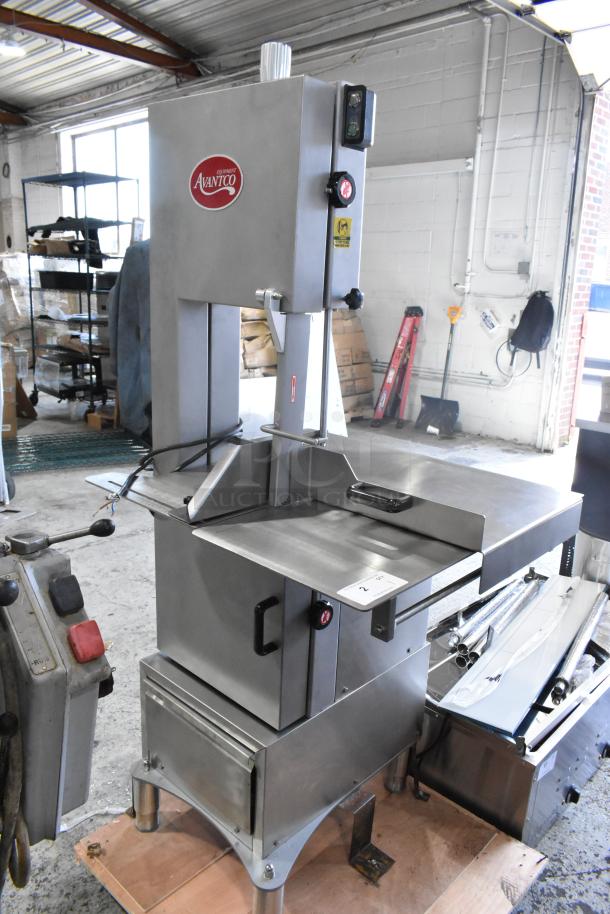 BRAND NEW SCRATCH AND DENT! Avantco 177EMBS94SS HLS-2400 94" Blade Stainless Steel Floor Model Vertical Band Meat Saw - 3 hp, 220/240 Volts, 3 Phase. - Image 1 of 9