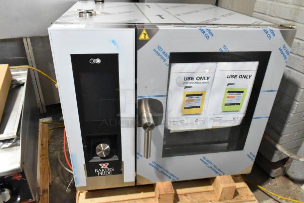 BRAND NEW SCRATCH AND DENT! 2016 Bakers Pride AEHE061R Stainless Steel Commercial Electric Powered Combi Convection Oven. 208 Volts, 3 Phase. - Image 1 of 6