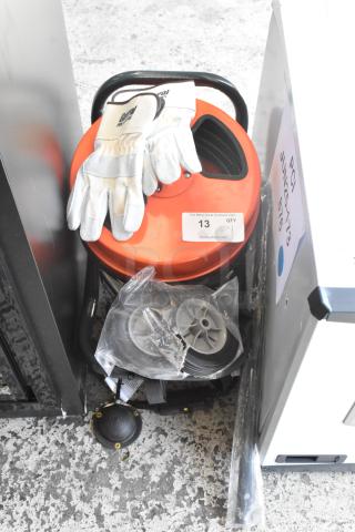BRAND NEW SCRATCH AND DENT! General Mini Rooter Pro Drain Cleaning Machine with Flexicore Cable and Cutter Set. 120 Volts, 1 Phase.