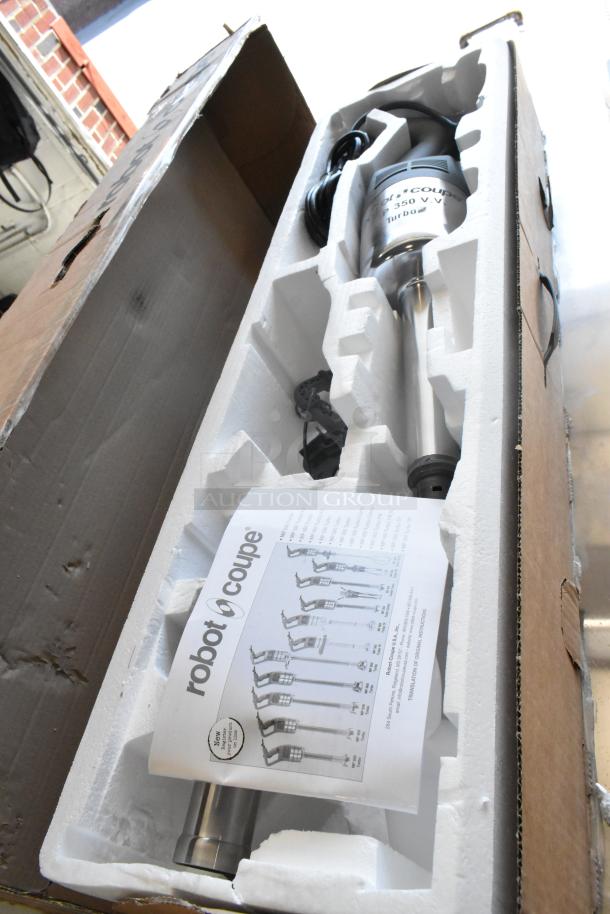 BRAND NEW SCRATCH AND DENT! Robot Coupe MP 350 VV Turbo 14" Variable Speed Immersion Blender - 1 HP. 120 Volts, 1 Phase. - Image 3 of 10