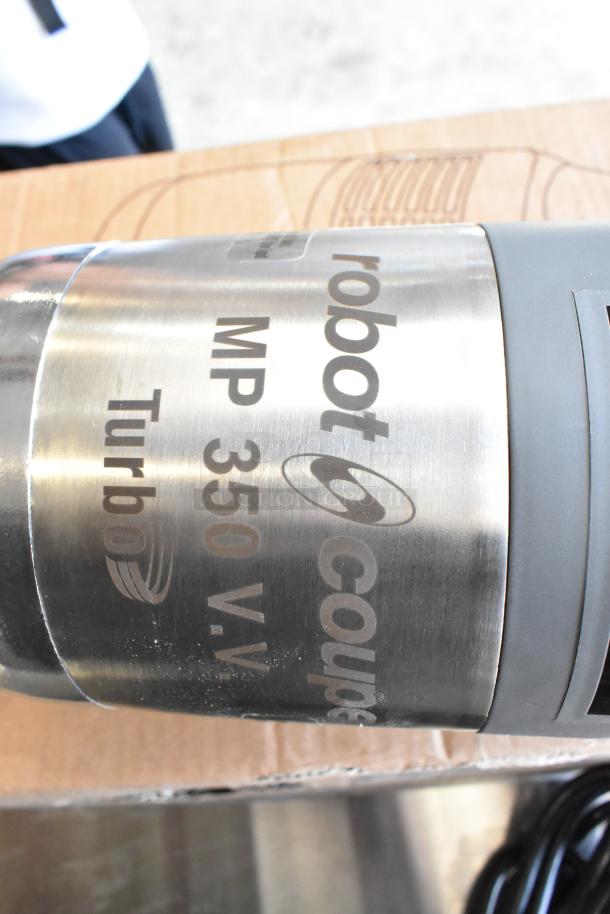BRAND NEW SCRATCH AND DENT! Robot Coupe MP 350 VV Turbo 14" Variable Speed Immersion Blender - 1 HP. 120 Volts, 1 Phase. - Image 7 of 10