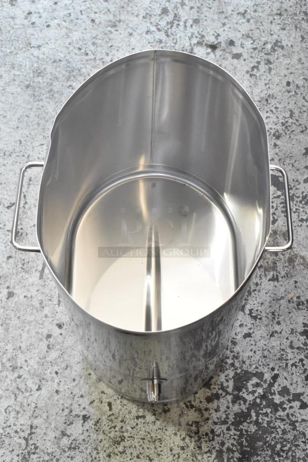 BRAND NEW SCRATCH AND DENT! Bunn TDO-5 34100.0003 5 Gallon Iced Tea Dispenser with Brew-Through Lid. - Image 7 of 8