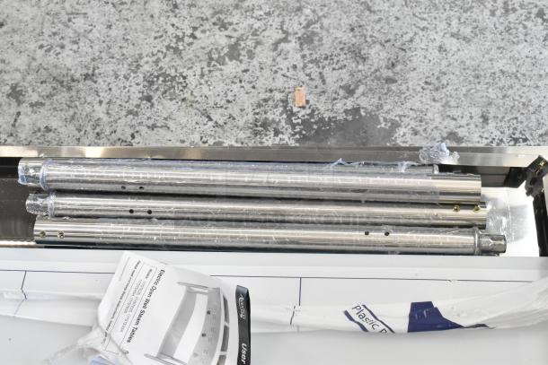 BRAND NEW SCRATCH AND DENT! 2024 Avantco 177STE3S Stainless Steel Three Pan Open Well Electric Steam Table with Undershelf. 120 Volts, 1 Phase. - Image 5 of 9