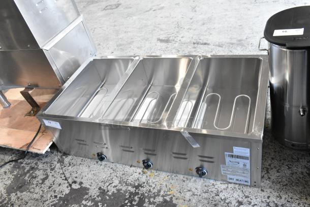 BRAND NEW SCRATCH AND DENT! 2024 Avantco 177STE3S Stainless Steel Three Pan Open Well Electric Steam Table with Undershelf. 120 Volts, 1 Phase. - Image 6 of 9