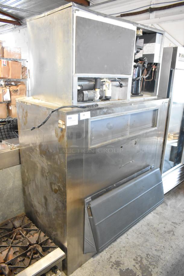 Hoshizaki KM-1300SAF Stainless Steel Commercial Ice Head on Follett Commercial Ice Bin. 208-230 Volts, 1 Phase. - Image 1 of 6