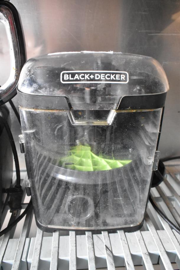Black & Decker FP6010 Metal Countertop Food Processor. 120 Volts, 1 Phase. - Image 3 of 7