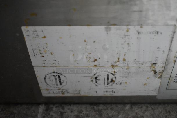 Sierra Stainless Steel Commercial Gas Powered Pizza Oven w/ Cooking Stones. - Image 7 of 8