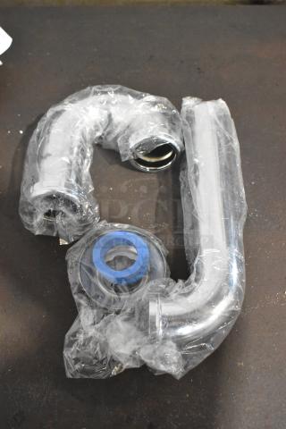 BRAND NEW SCRATCH AND DENT! Dearborn 704-1 Brass Tubular 1 1/2" Brass P-Trap