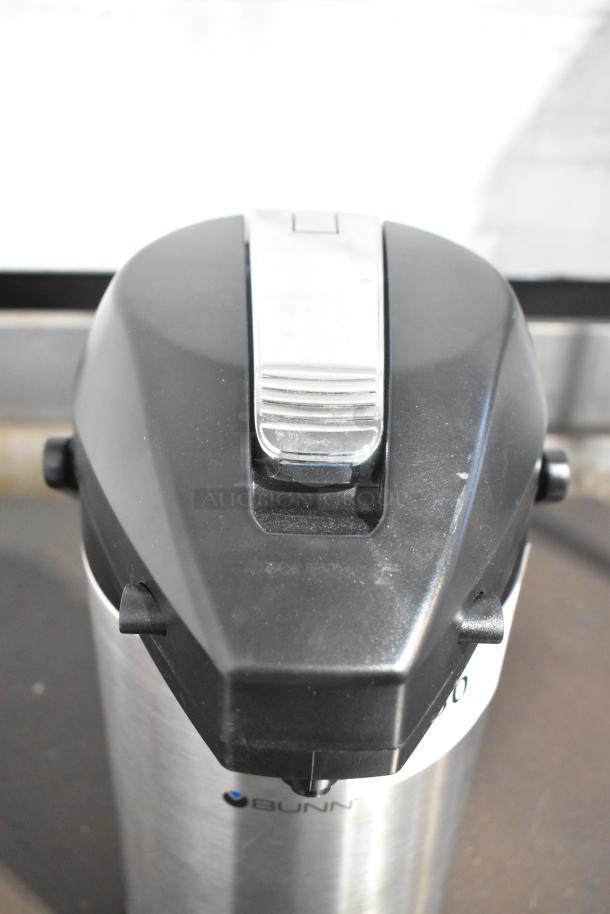 BRAND NEW SCRATCH AND DENT! Bunn SVAP-3000F-N Stainless Steel Air Pot. - Image 4 of 7