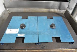 2 BRAND NEW SCRATCH AND DENT! Lids for Countertop Fryer. 2 Times Your Bid!