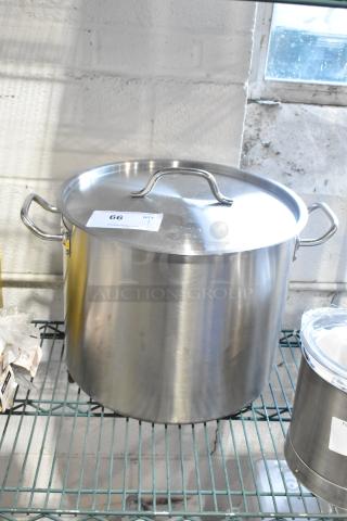 BRAND NEW SCRATCH AND DENT! Vigor 473SSPOT32 SS1 Series 32 Qt. Heavy-Duty Stainless Steel Aluminum-Clad Stock Pot with Cover