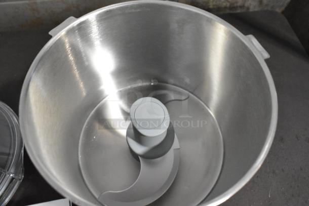 BRAND NEW SCRATCH AND DENT! Robot Coupe Food Processor Bowl w/ S Blade. - Image 6 of 7