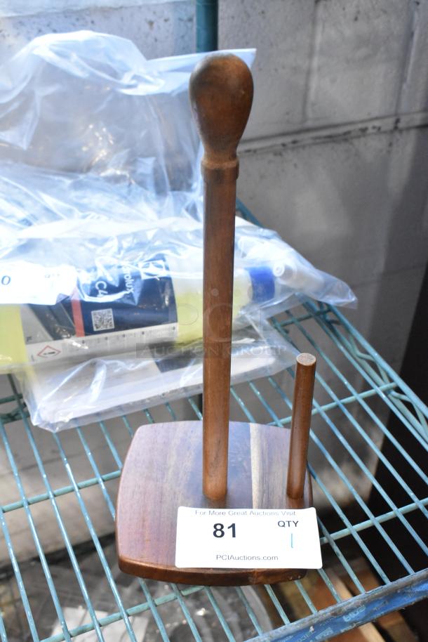 BRAND NEW SCRATCH AND DENT! Wooden Paper Towel Holder - Image 2 of 4