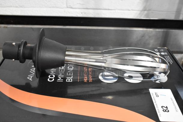 BRAND NEW SCRATCH AND DENT! AvaMix 928IBHDW10 Heavy-Duty Variable Speed Immersion Blender with 10" Whisk - 1 1/4 hp. 120 Volts, 1 Phase. - Image 12 of 16