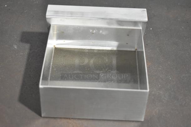 BRAND NEW SCRATCH AND DENT! Stainless Steel Flat Top Griddle Grease Tray - Image 4 of 6