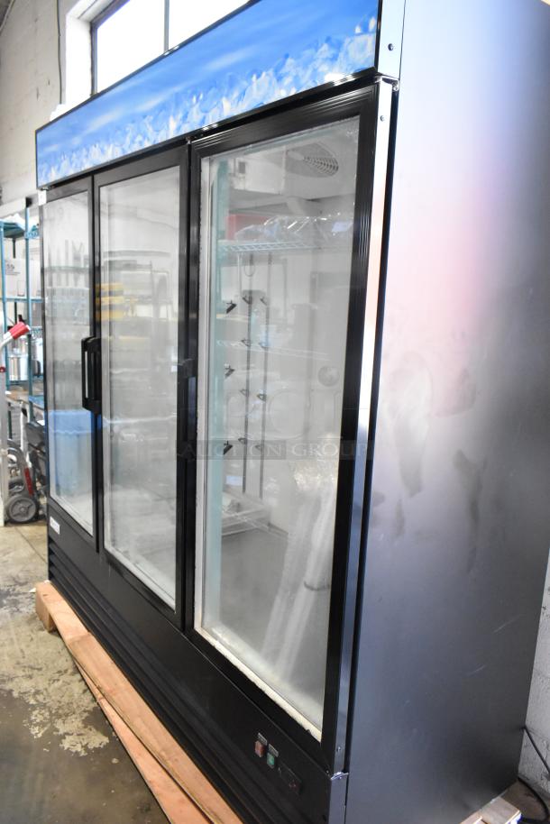 BRAND NEW SCRATCH AND DENT! 2024 Avantco 178GDC69HCB Metal Commercial 3 Door Reach In Cooler Merchandiser. See Pictures for Broken Glass. 115 Volts, 1 Phase. - Image 2 of 11