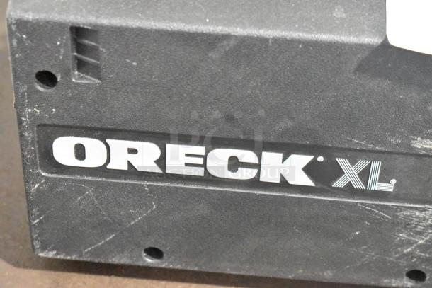 BRAND NEW SCRATCH AND DENT! Oreck XL BB880-AD Vacuum Cleaner. 120 Volts, 1 Phase. - Image 5 of 9