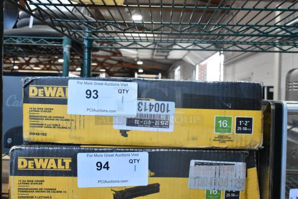 BRAND NEW SCRATCH AND DENT! DeWalt DW45182 Wide Crown Lathing Stapler. - Image 2 of 9