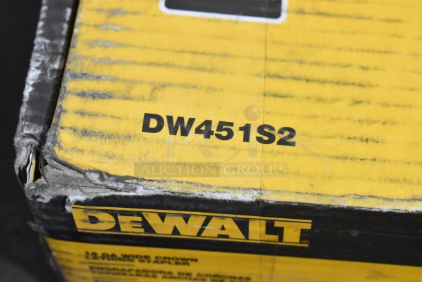 BRAND NEW SCRATCH AND DENT! DeWalt DW45182 Wide Crown Lathing Stapler. - Image 8 of 9