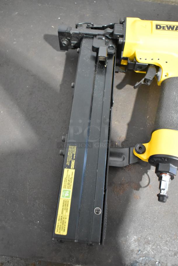 BRAND NEW SCRATCH AND DENT! DeWalt DW451S2 Wide Crown Lathing Stapler. - Image 7 of 11