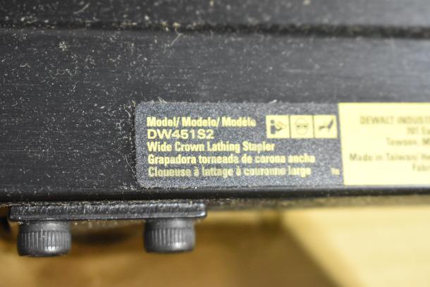 BRAND NEW SCRATCH AND DENT! DeWalt DW451S2 Wide Crown Lathing Stapler. - Image 5 of 5