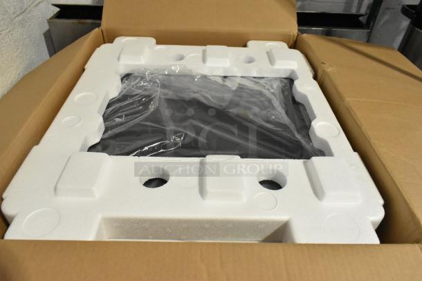 BRAND NEW SCRATCH AND DENT! Bosch PRA-AD608 Amplifier - Image 1 of 4
