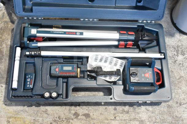 Bosch GRL1000-20HV Self-Leveling Rotary Laser Level in Hard Case. - Image 1 of 12