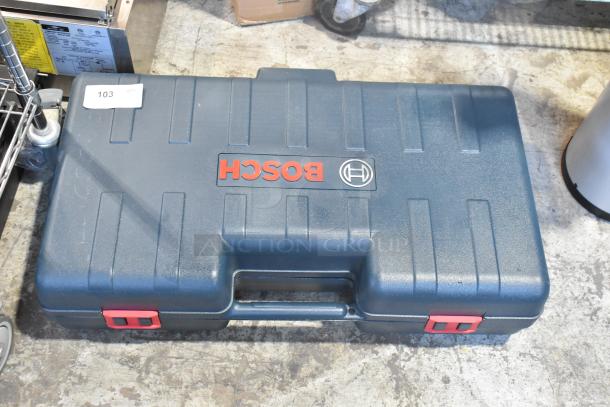 Bosch GRL1000-20HV Self-Leveling Rotary Laser Level in Hard Case. - Image 2 of 12