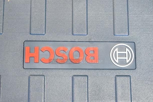 Bosch GRL1000-20HV Self-Leveling Rotary Laser Level in Hard Case. - Image 3 of 12