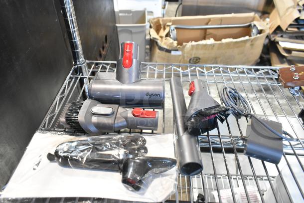 Dyson B8T-US-MJK3213A Vacuum Cleaner. - Image 4 of 9